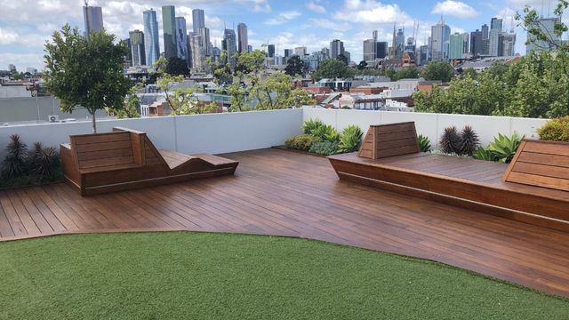 DeckSeal: Your Commercial Partner for Outstanding Outdoor Spaces